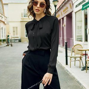 Elegant Black Blouse tied bow at neck. Dress Casual Office Chic Long Sleeve US M